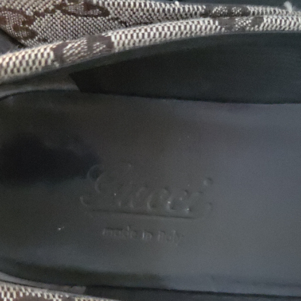 Gucci Gray and Silver Women's Flats - Picture 4 of 8